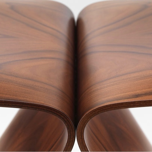 Butterfly Stool by Sori Yanagi for Vitra - Picture 3 of 10